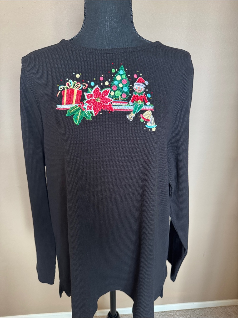 Quacker Factory Olive Green and Black Crewneck with Colorful Embroidery Thermal